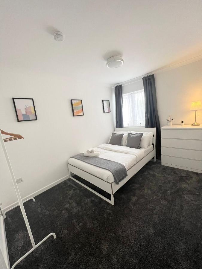 Stunning Flat In Greater London Hotel Buitenkant foto
